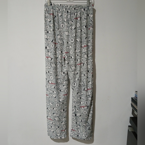 Peanuts Snoopy Women’s gray Pajama Set Size: L (NEW) - Picture 8 of 9